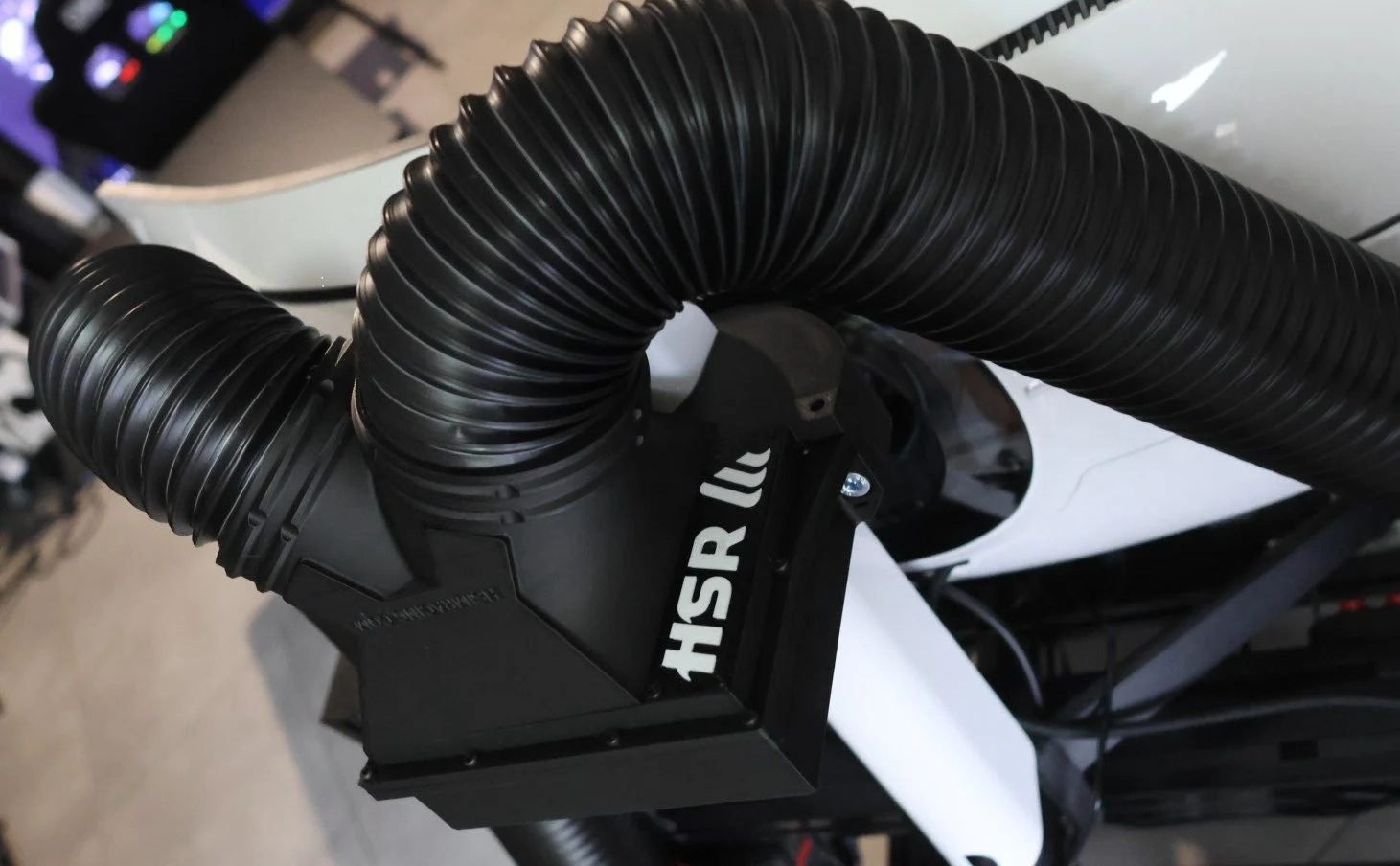 Mounting on samsung G9